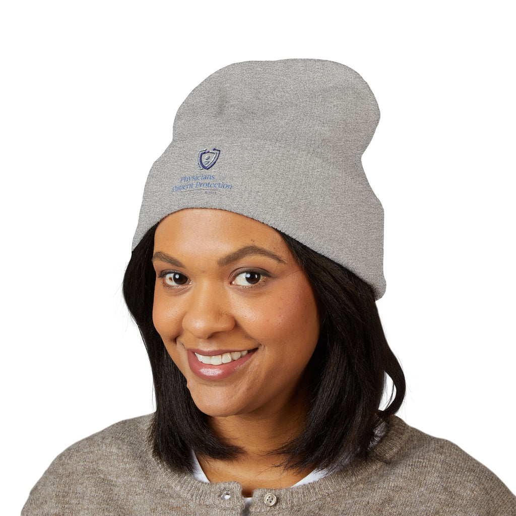 Embroidered Classic Cuffed Beanie – Minimal Crest Logo Winter Hat