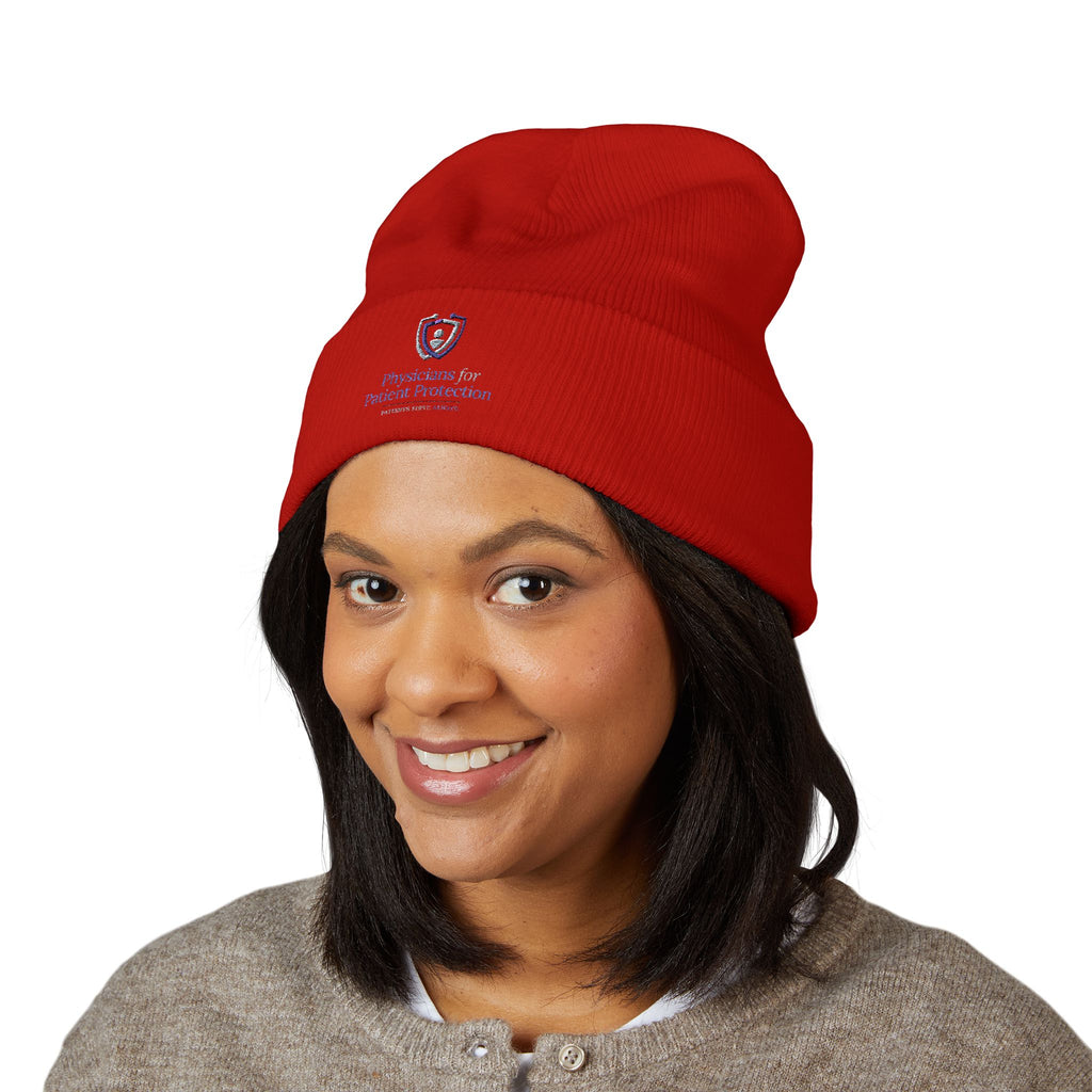 Embroidered Classic Cuffed Beanie – Minimal Crest Logo Winter Hat