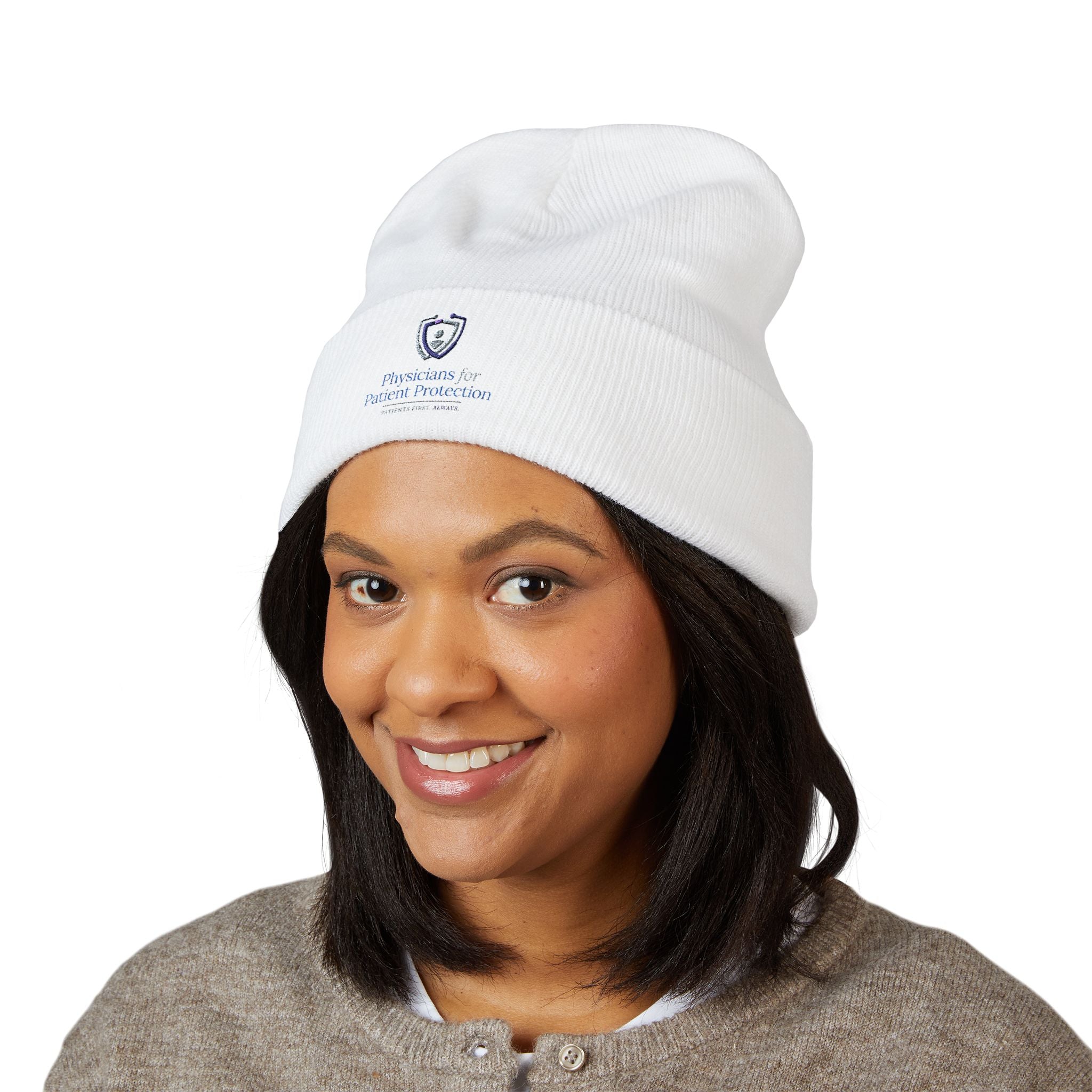 Embroidered Classic Cuffed Beanie – Minimal Crest Logo Winter Hat